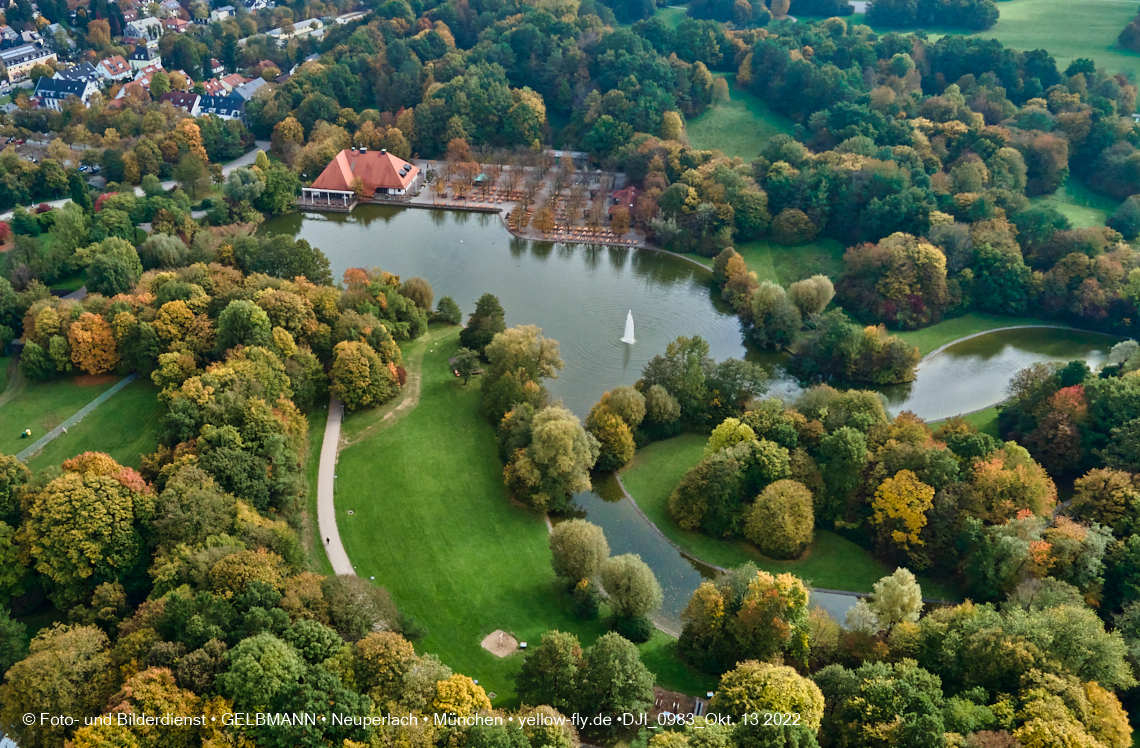 13.10.2022 - Der Ostpark mit See und Biergarten in Neuperlach 13.10.2022 - Der Ostpark mit See und Biergarten in Neuperlach